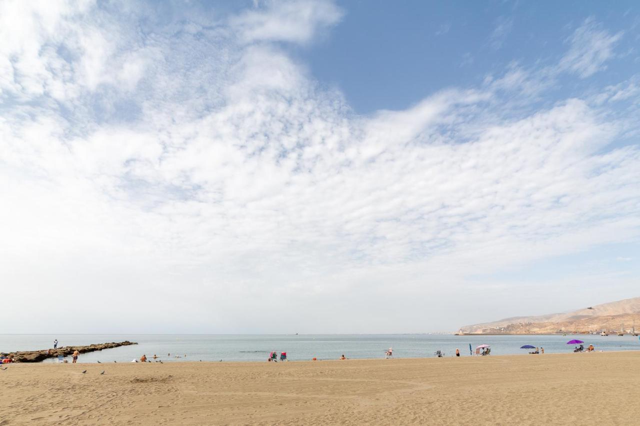 Almeriasuite Beach&Sun Exterior photo